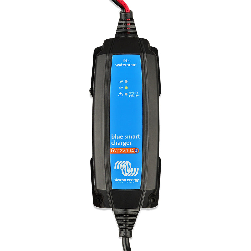 Victron Blue Smart IP65 vehicle battery charger 6V 12V 1.1 230V CEE